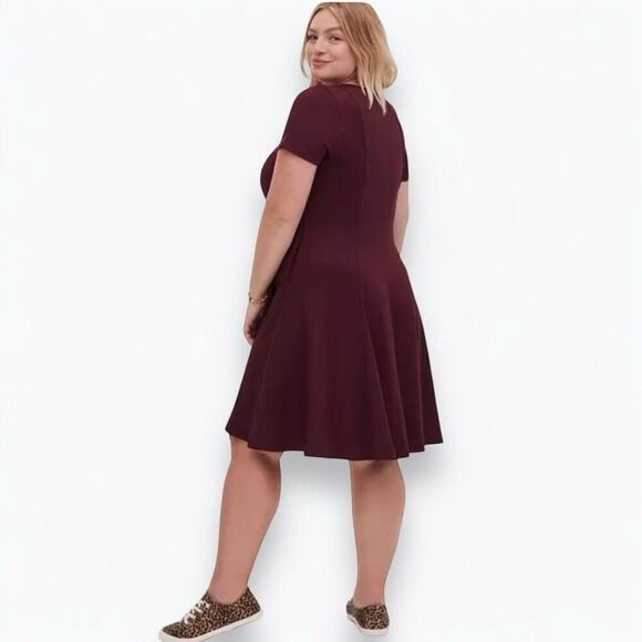 Torrid Slub Rib Fluted Dress size 2 Wine - Picture 12 of 12